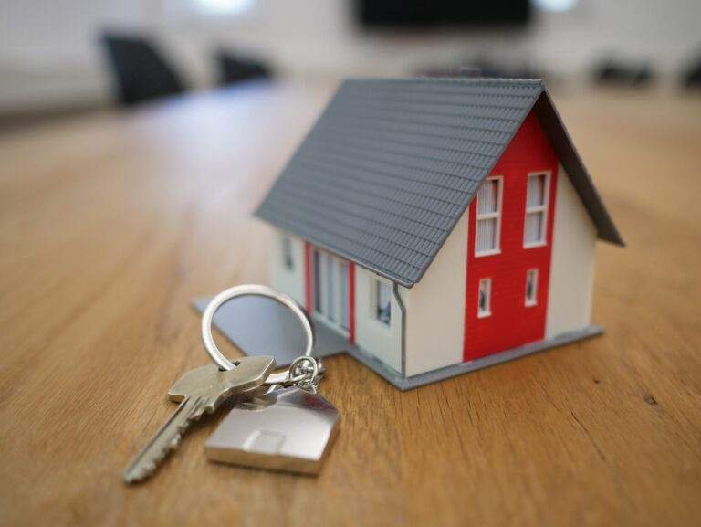 Hoe verhuur je jouw eigen huis? Waar moet je op letten en welke stappen moet je nemen?